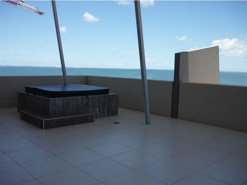 40/83 Marine Parade, Redcliffe QLD 4020