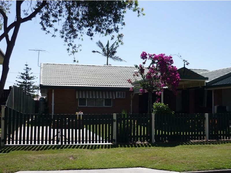 52 Shea Street, Scarborough QLD 4020