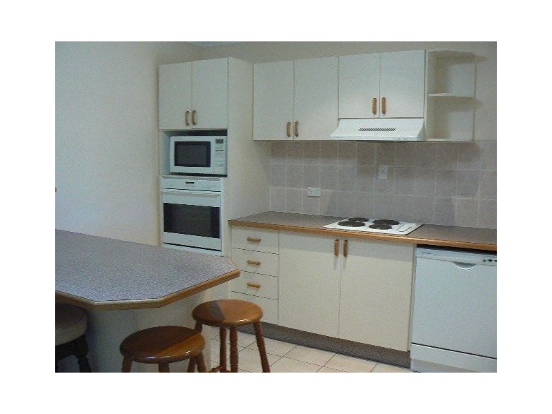 52 Shea Street, Scarborough QLD 4020