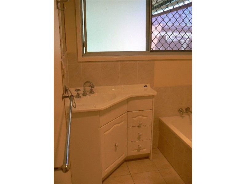 52 Shea Street, Scarborough QLD 4020