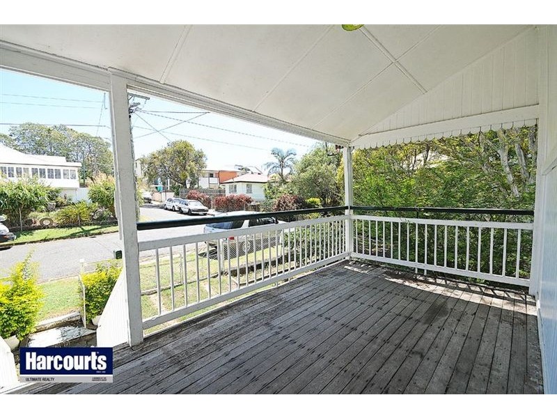 16 Derrls Lane, Sandgate QLD 4017