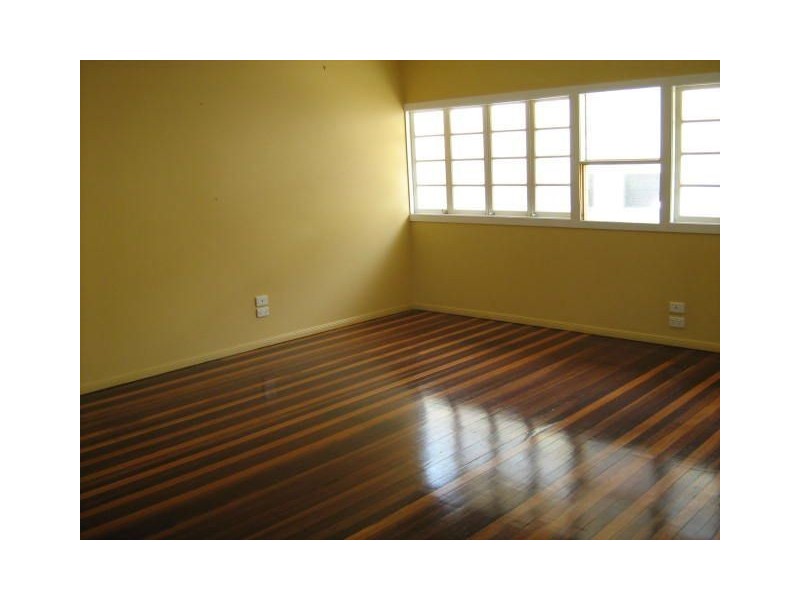 143 Turner Street, Scarborough QLD 4020