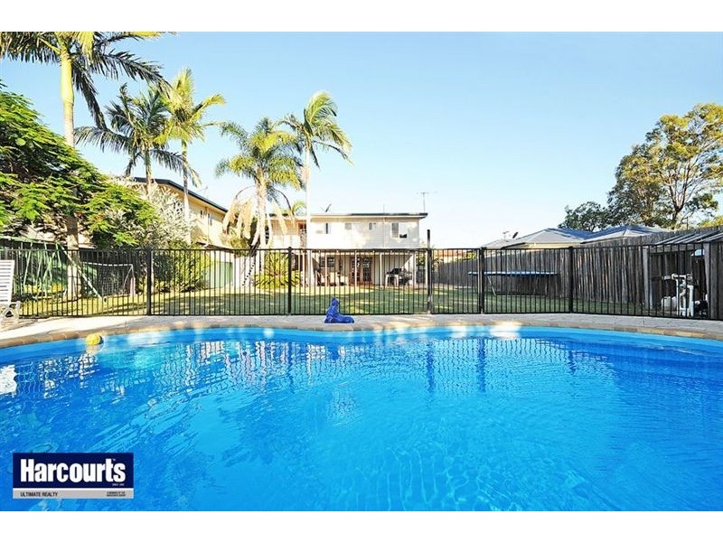 13 Grace Street, Scarborough QLD 4020