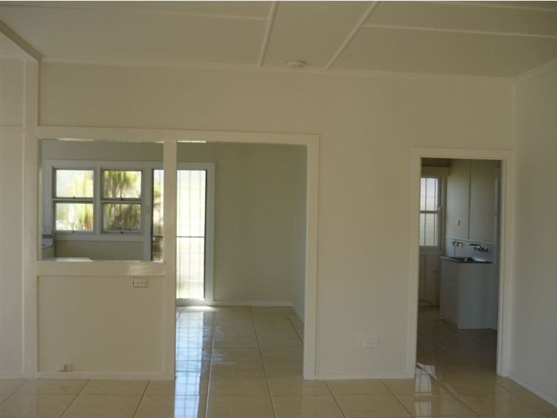 57 Michel Road, Scarborough QLD 4020