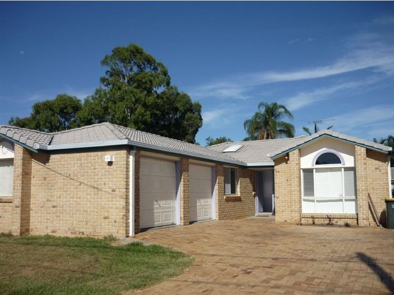 22 Benson Street, Scarborough QLD 4020