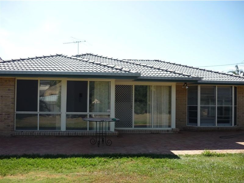 22 Benson Street, Scarborough QLD 4020