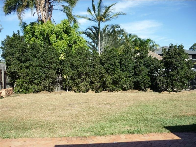 22 Benson Street, Scarborough QLD 4020