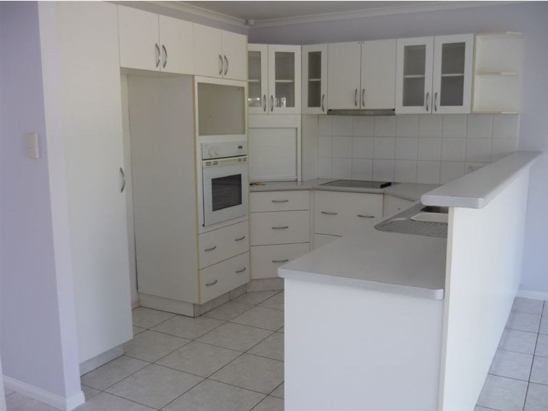 22 Benson Street, Scarborough QLD 4020