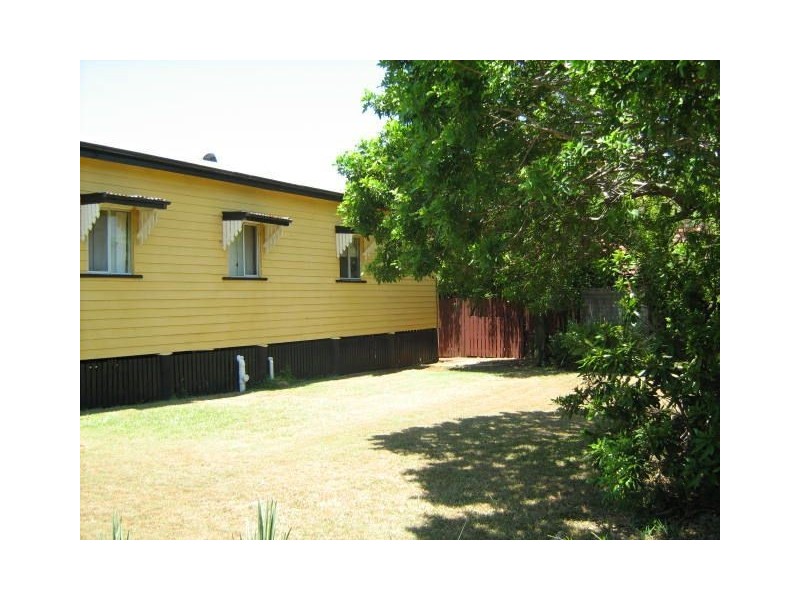 89 Arthur Street, Woody Point QLD 4019