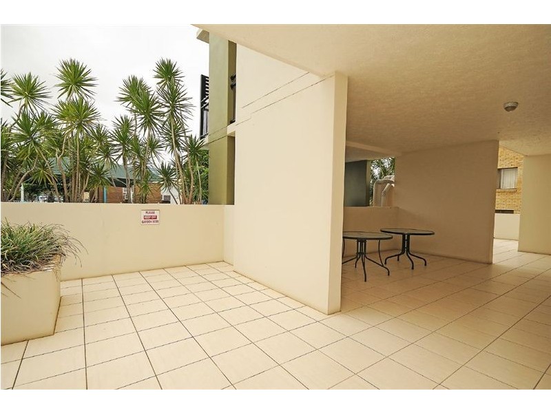 3/33 Humpybong Esplanade, Redcliffe QLD 4020