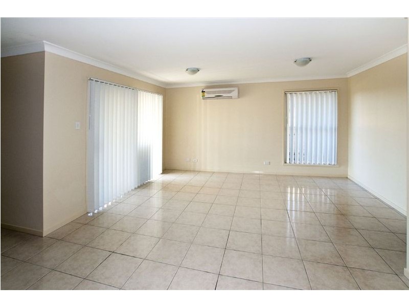 2/3 Pegasus Street, Kippa-ring QLD 4021