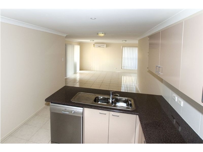 2/3 Pegasus Street, Kippa-ring QLD 4021