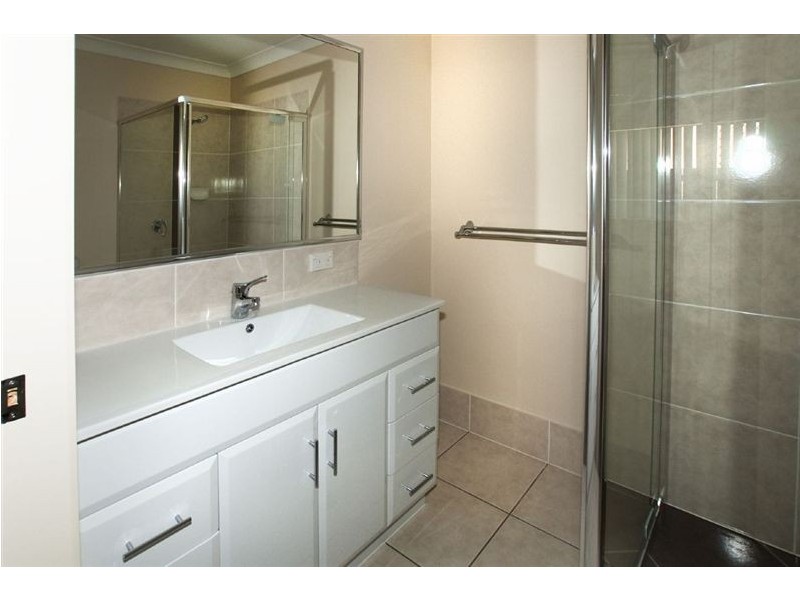 2/3 Pegasus Street, Kippa-ring QLD 4021