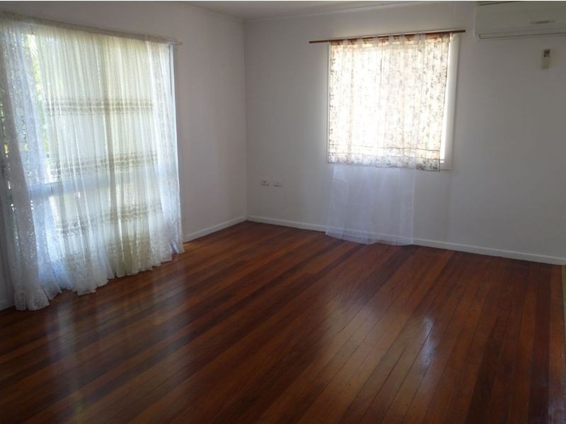 18 Nichols Road, Kippa-ring QLD 4021