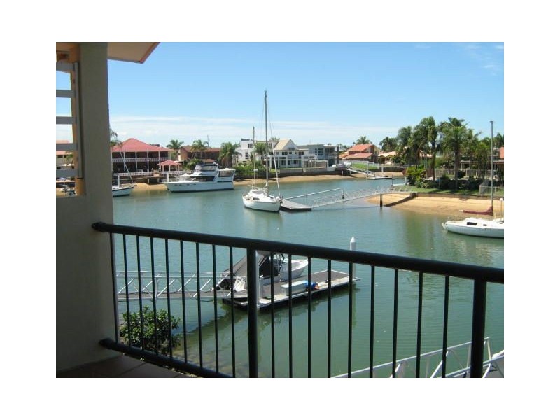 13/156 Griffith Road, Scarborough QLD 4020