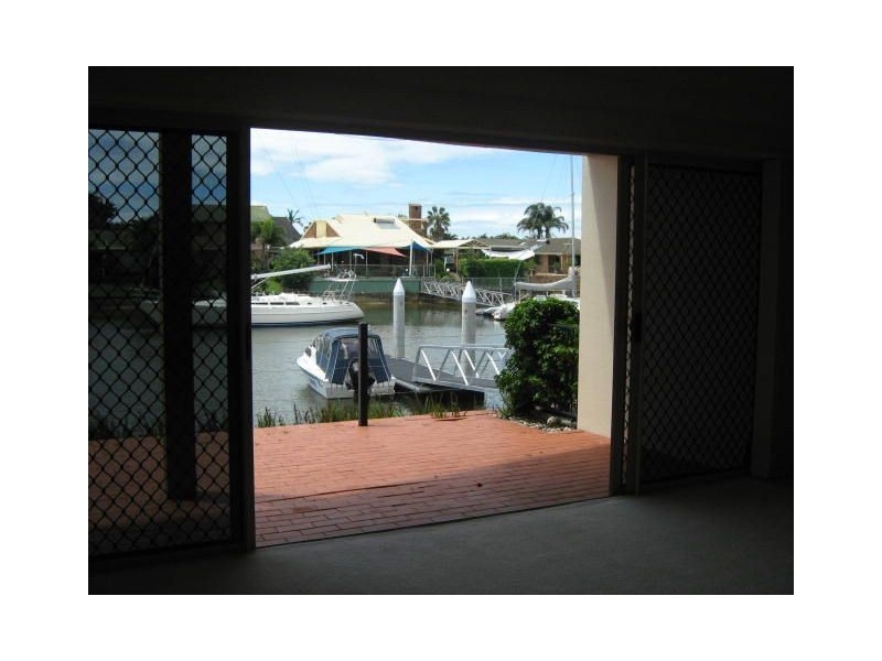 13/156 Griffith Road, Scarborough QLD 4020