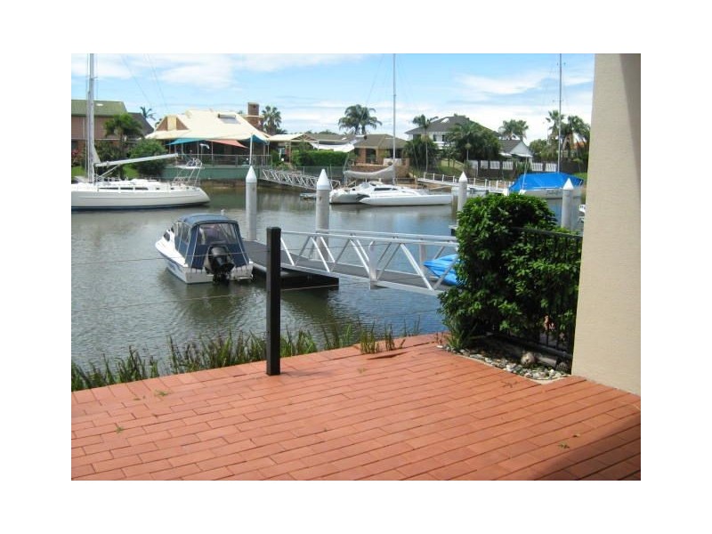 13/156 Griffith Road, Scarborough QLD 4020