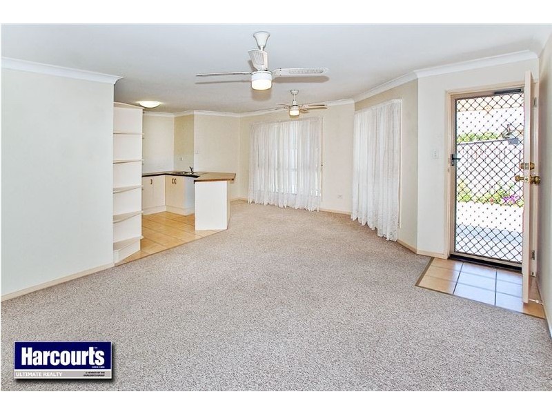 2/12 McAneny Street, Redcliffe QLD 4020