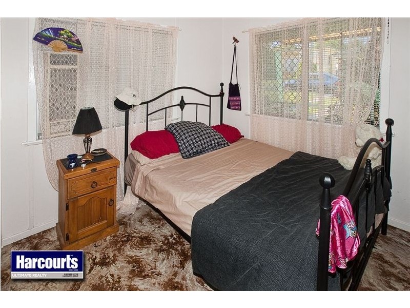 16 Tainton Street, Clontarf QLD 4019