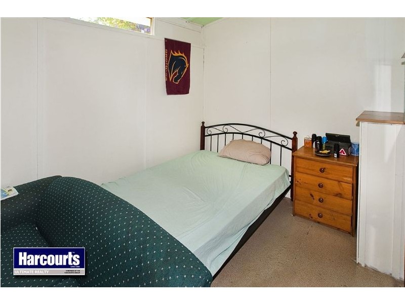 16 Tainton Street, Clontarf QLD 4019