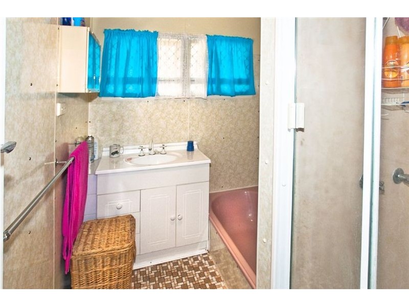 40 Kurrowah Crescent, Margate QLD 4019