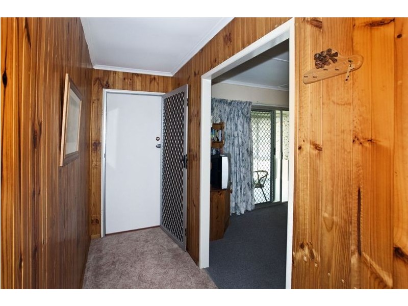 40 Kurrowah Crescent, Margate QLD 4019