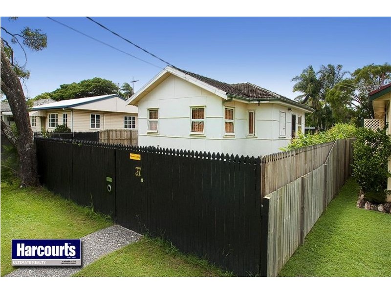 37 Enoch Street, Clontarf QLD 4019