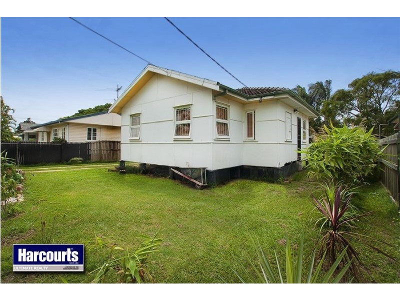 37 Enoch Street, Clontarf QLD 4019