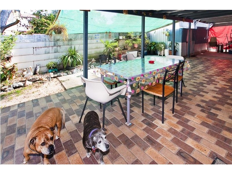 1 Camellia Street, Clontarf QLD 4019