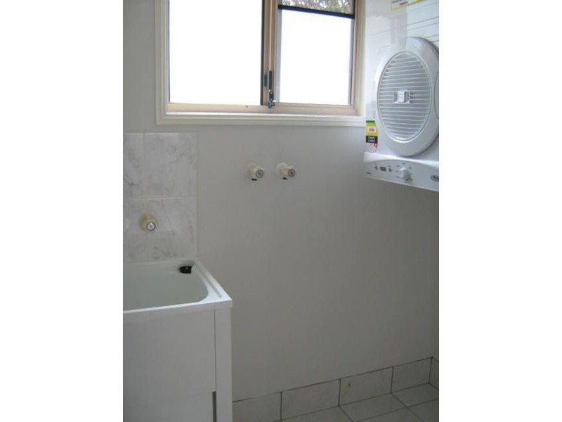 9/19 Ellen, Woody Point QLD 4019