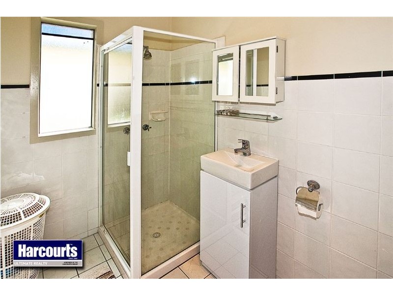 1 Inglis Street, Woody Point QLD 4019