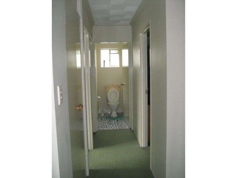 2/4 Warde Street, Scarborough QLD 4020