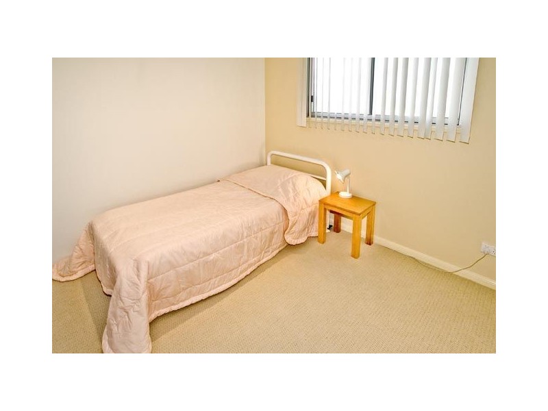 13/5 Lilla Street, Woody Point QLD 4019