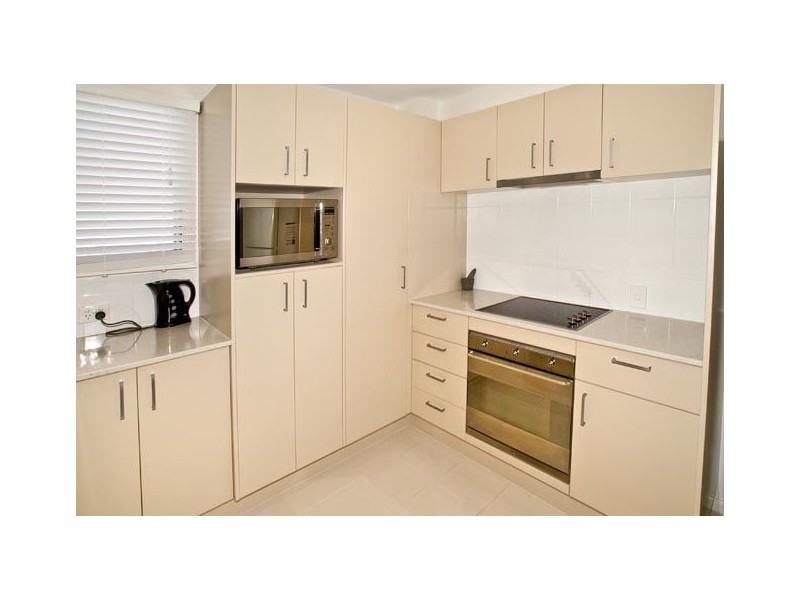 13/5 Lilla Street, Woody Point QLD 4019
