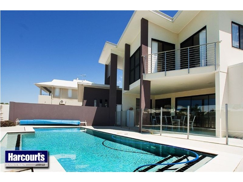 17 Freya Court, Newport QLD 4020
