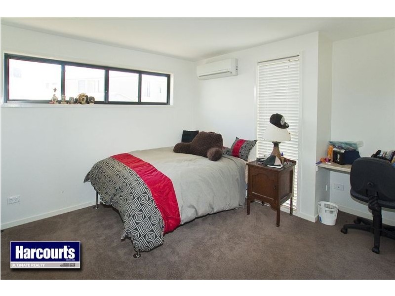 17 Freya Court, Newport QLD 4020