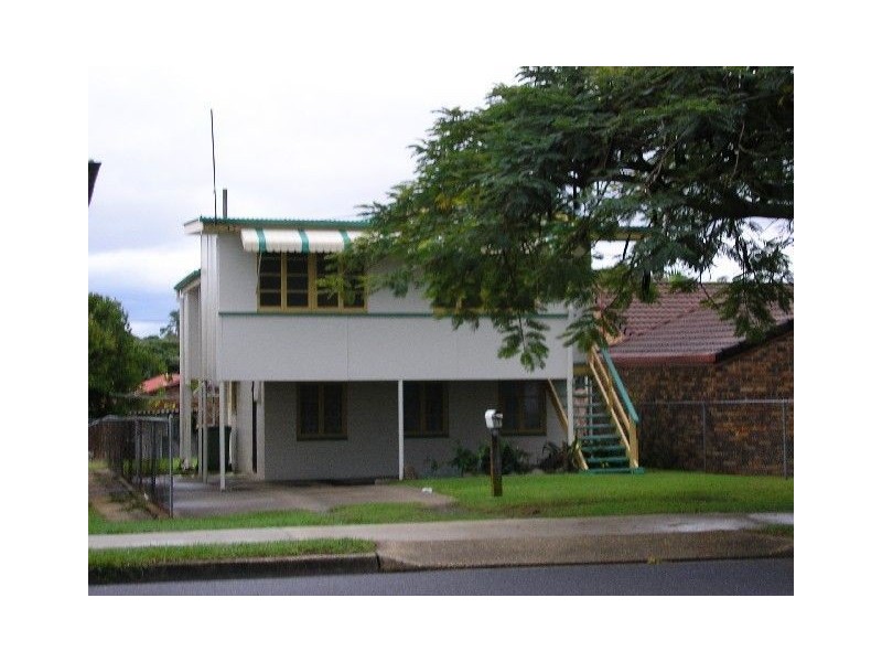 21 Victoria Avenue, Woody Point QLD 4019