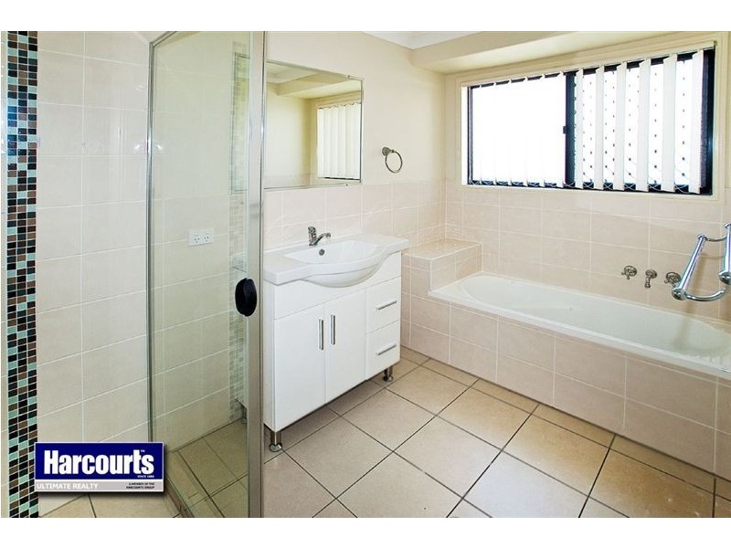 34 Amity Drive, Rothwell QLD 4022