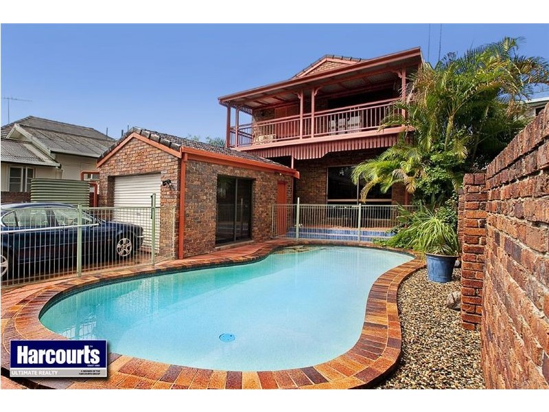7 Third Avenue, Scarborough QLD 4020