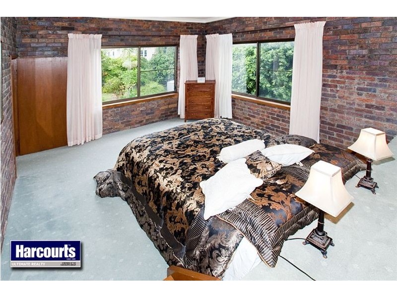 7 Third Avenue, Scarborough QLD 4020