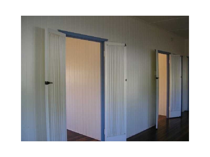 18 Caroline Street, Woody Point QLD 4019