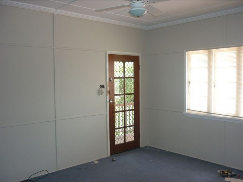 218 Oxley Avenue, Margate QLD 4019