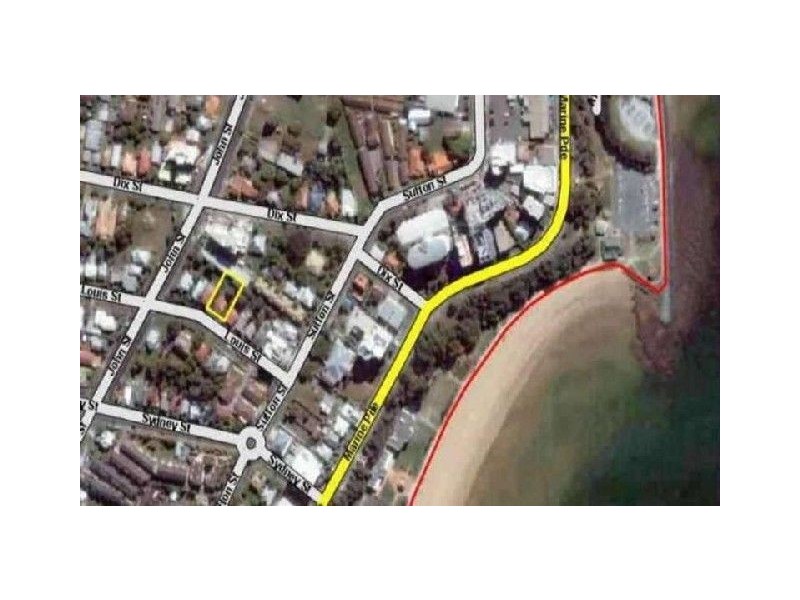 12 Louis Street, Redcliffe QLD 4020