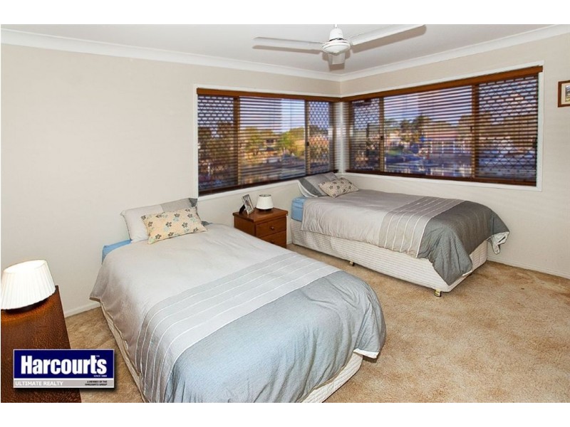 8 Ranger Court, Newport QLD 4020