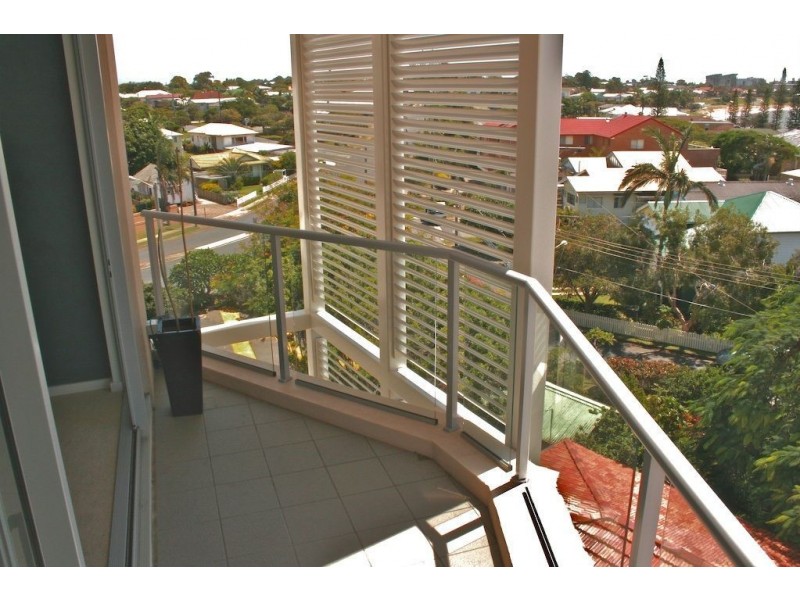 27/146 Prince Edward Parade, Scarborough QLD 4020