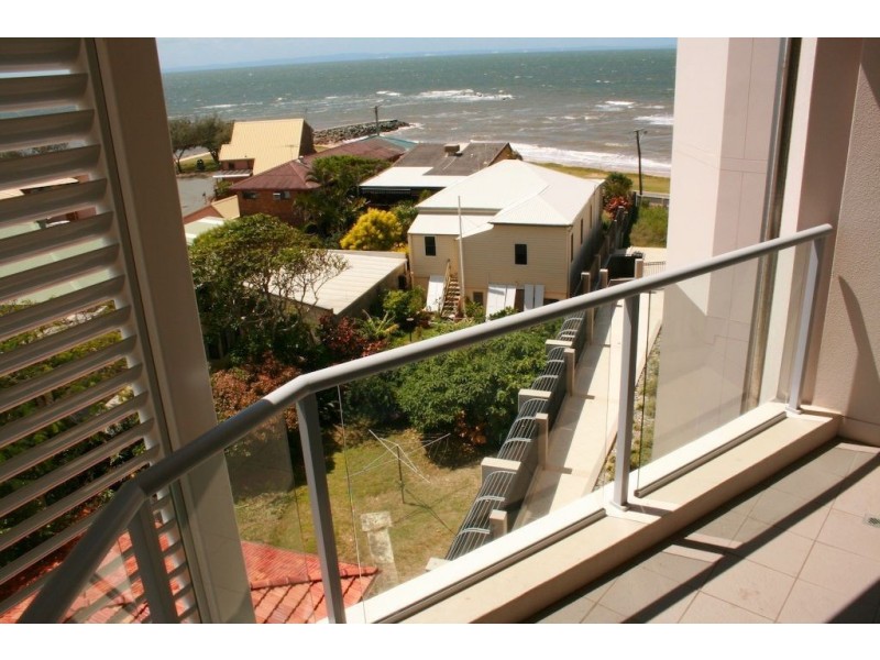 27/146 Prince Edward Parade, Scarborough QLD 4020