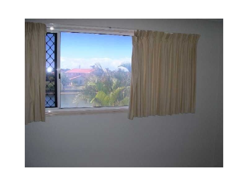 6 Intrepid Court, Newport QLD 4020