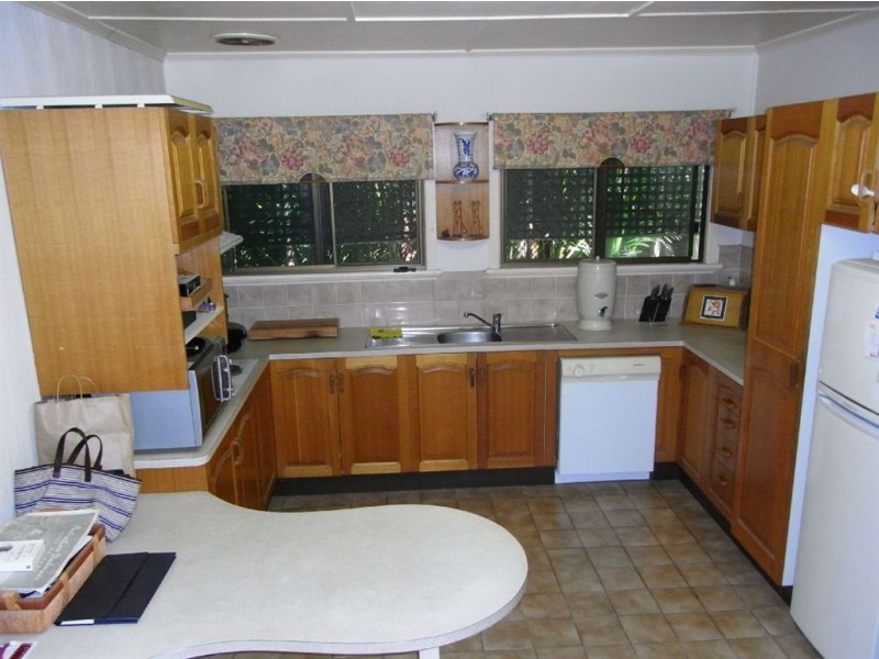 76 Mein Street, Scarborough QLD 4020