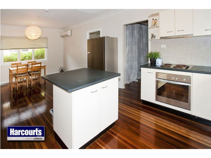 20 Dunns Terrace, Scarborough QLD 4020