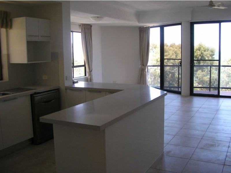 6/81 Marine Parade, Redcliffe QLD 4020